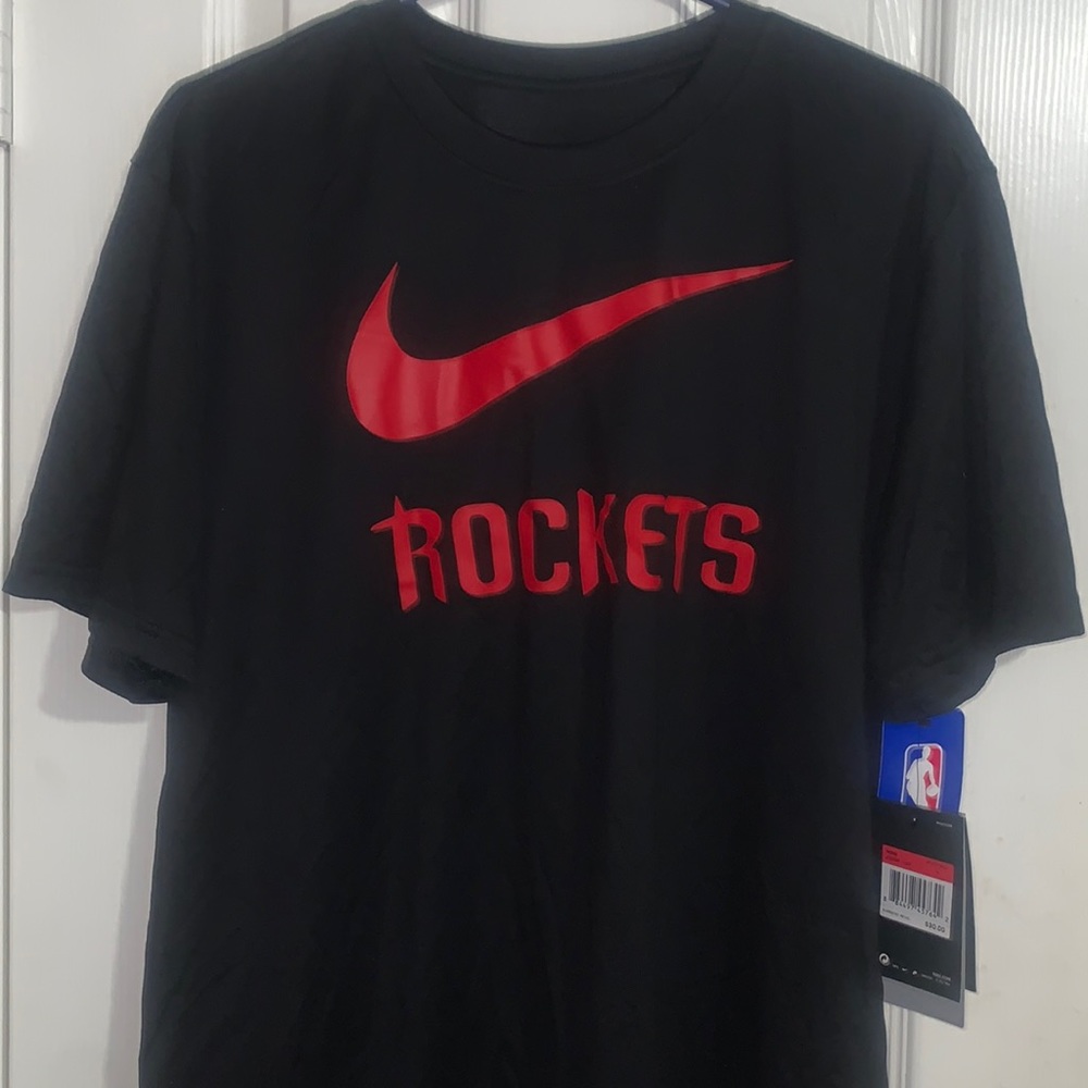 The Nike Tee
